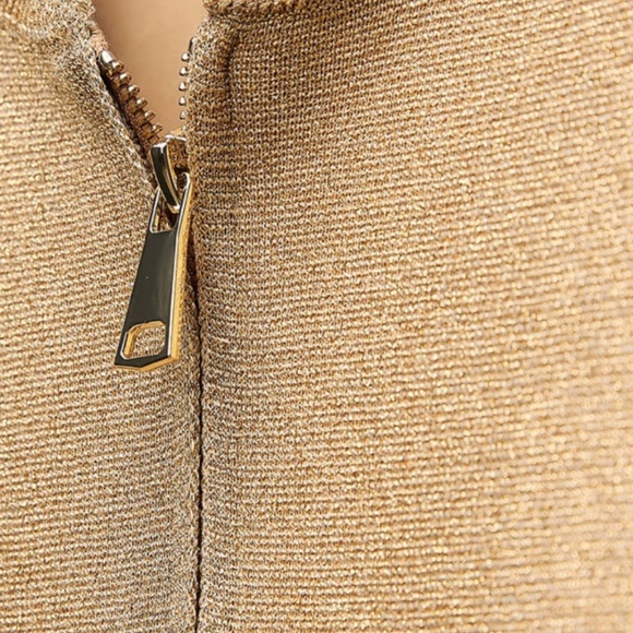 BOMBER JACKET KNITTED METALLIC YARN (NWT)

Size S 
NEW WITH TAG - Picture 3 of 6